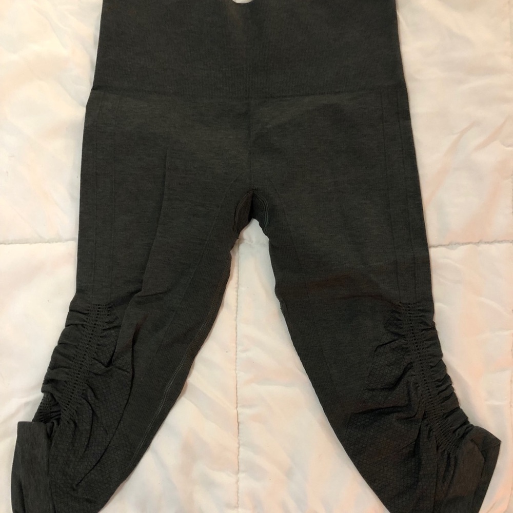 Green lululemon leggings